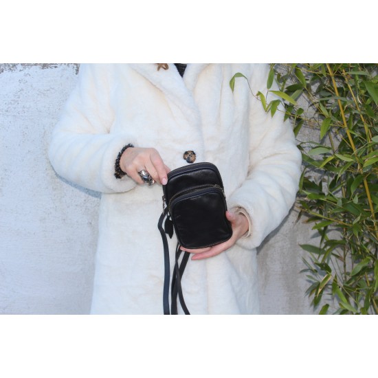 Moby phone bag 